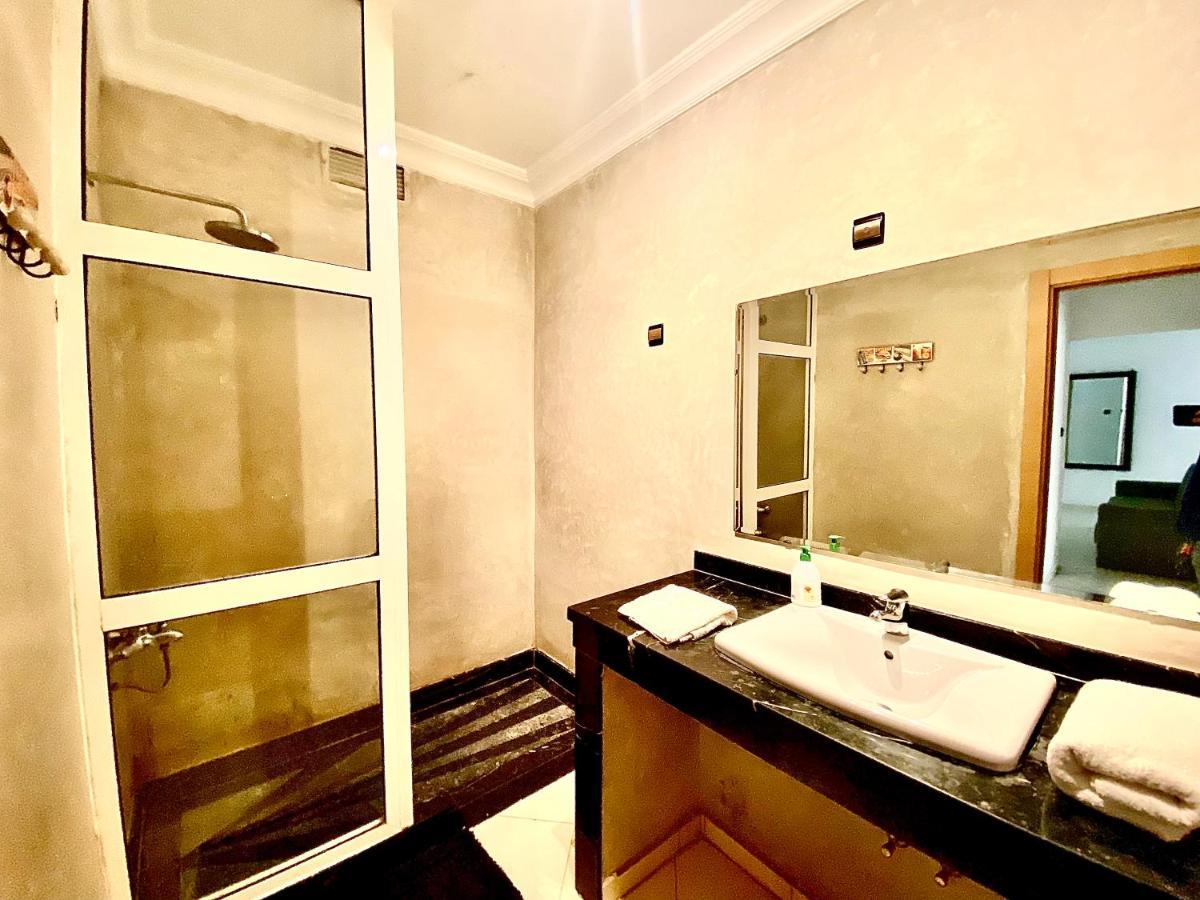 Anfa 28 - 2 Bedrooms - Well Located Apartment - Large And Pleasant Casablanca Exterior foto
